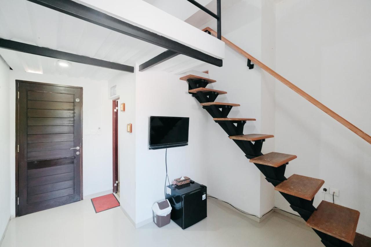 D'Tamblingan Guest House At Taman Griya Jimbaran Redpartner - Minimum Stay 30 Nights Exterior foto