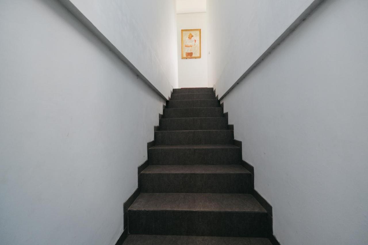 D'Tamblingan Guest House At Taman Griya Jimbaran Redpartner - Minimum Stay 30 Nights Exterior foto