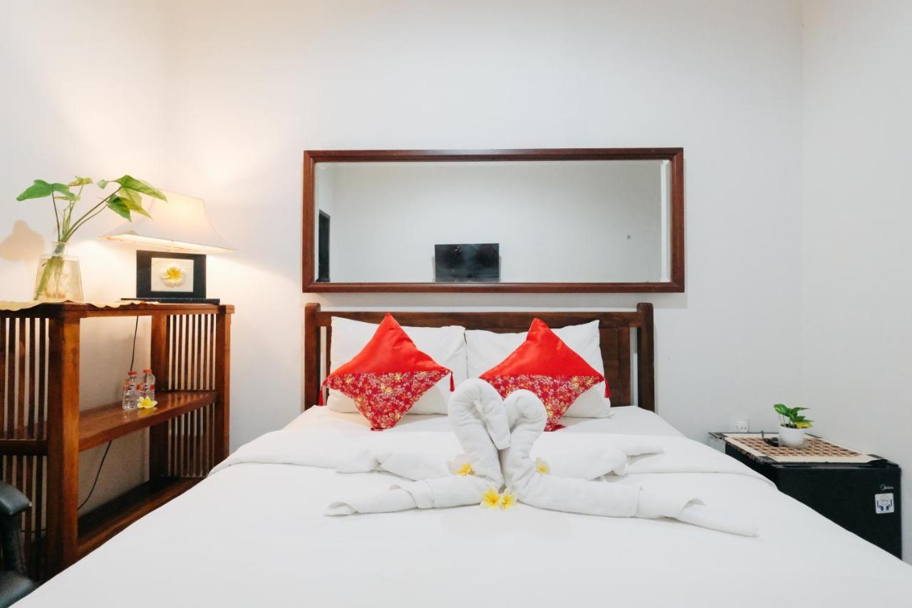 D'Tamblingan Guest House At Taman Griya Jimbaran Redpartner - Minimum Stay 30 Nights Exterior foto